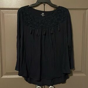 Crown and Ivy three-quarter sleeve navy top